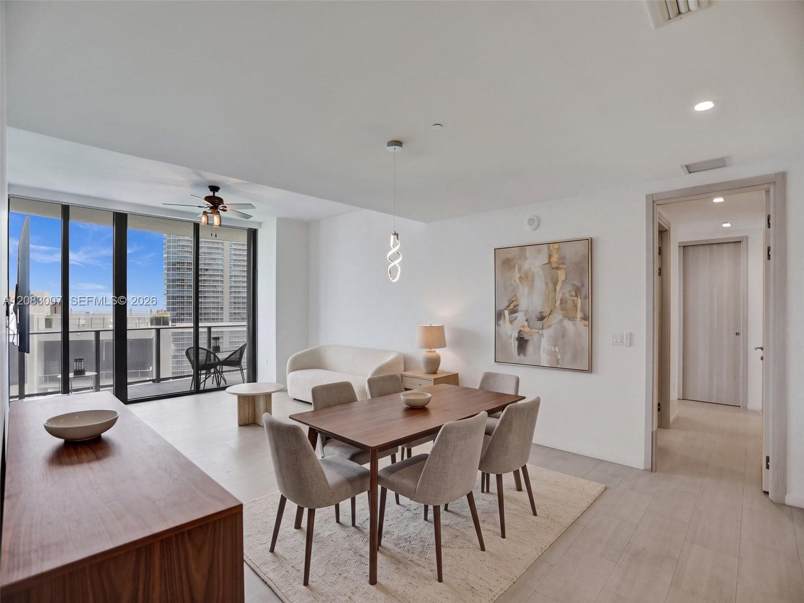 1000 Brickell Plz, Miami FL 33131