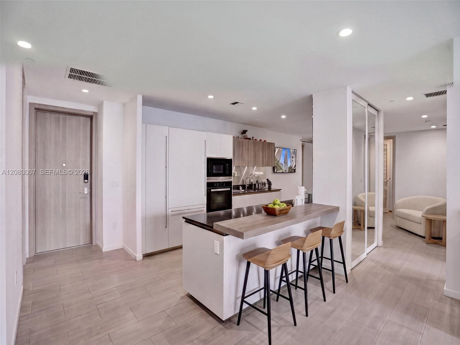 1000 Brickell Plz, Miami FL 33131