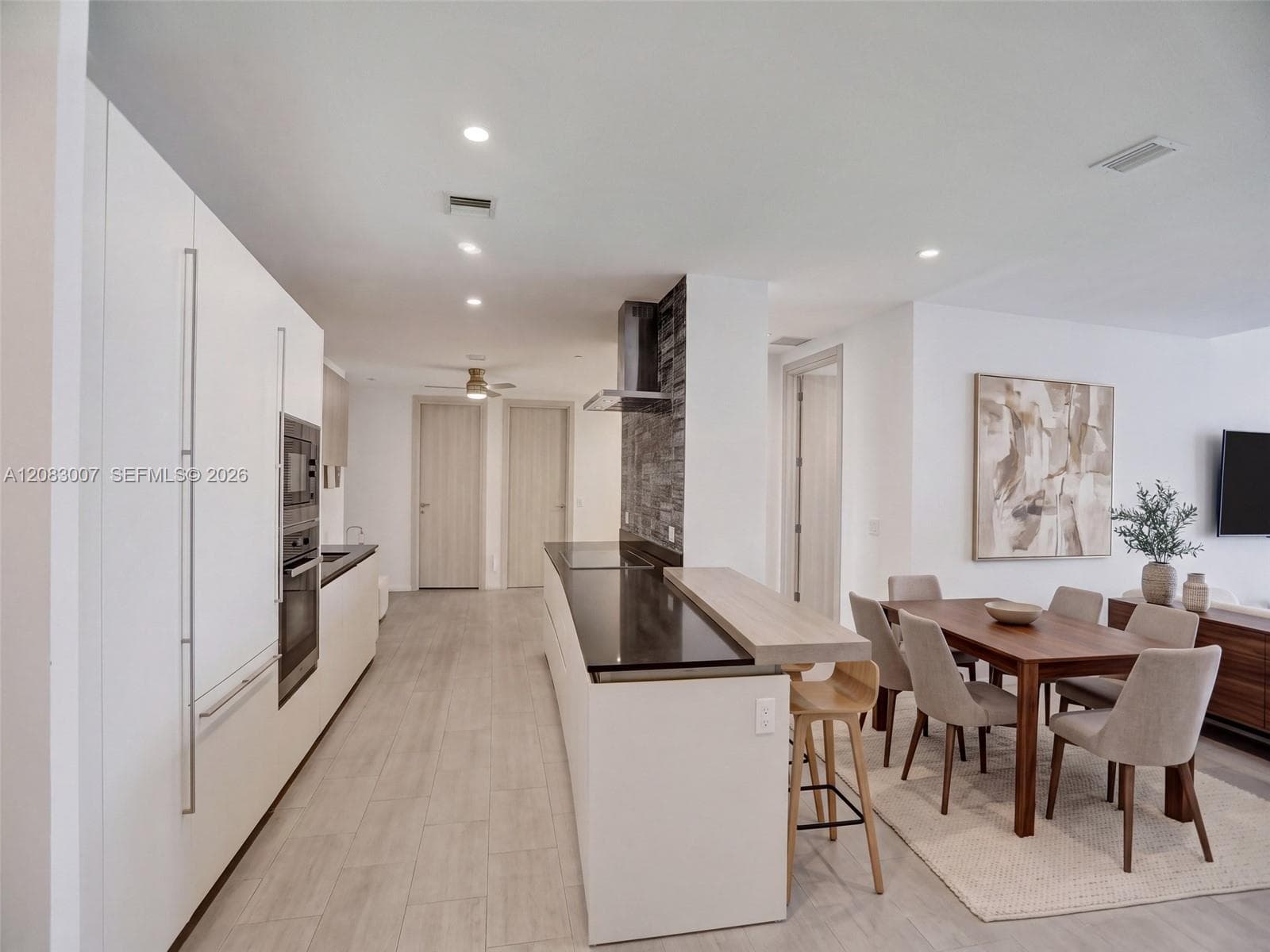 1000 Brickell Plz, Miami FL 33131