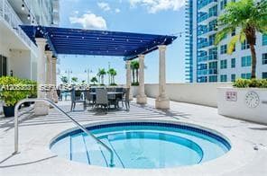 1200 Brickell Bay Dr # 3206, Miami FL 33131