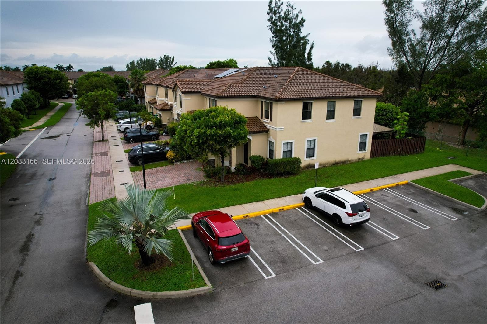 116 NW Path # 8860, Doral FL 33178