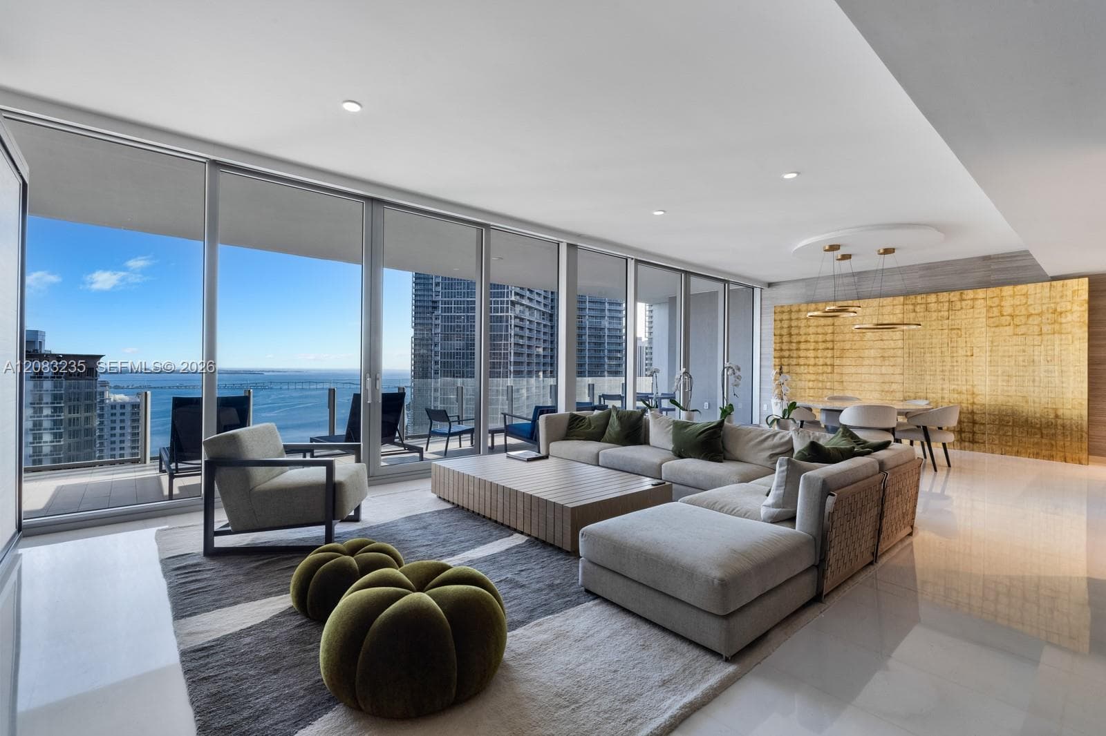 300 BISCAYNE BOULEVARD WAY # 3302E, Miami FL 33131