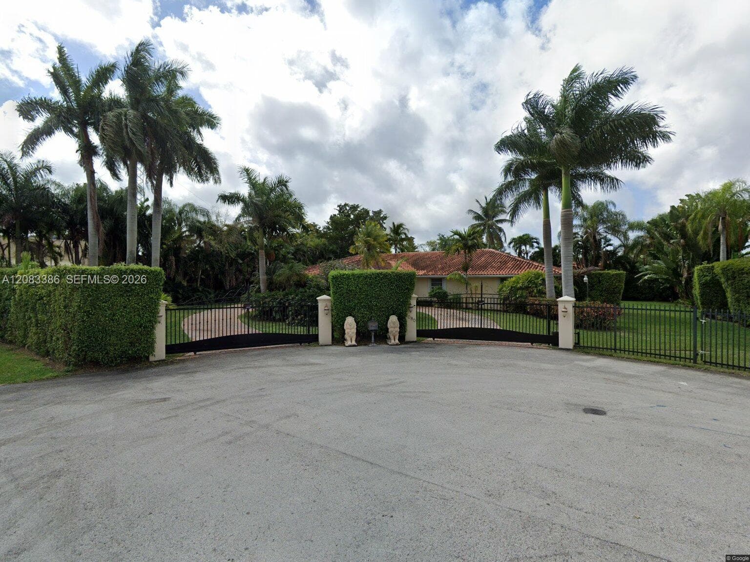 7080 SW 98th Ave, Miami FL 33173