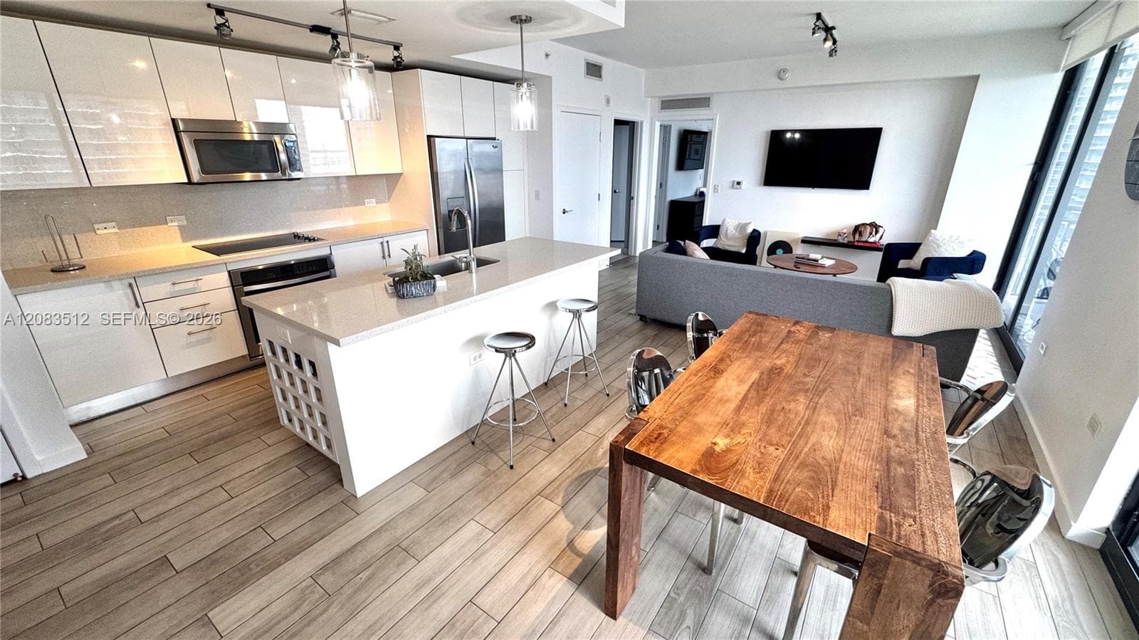 999 SW 1st Ave # 2303, Miami FL 33130