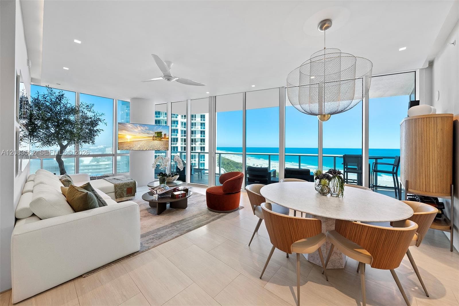 100 S Pointe Dr, Miami Beach FL 33139