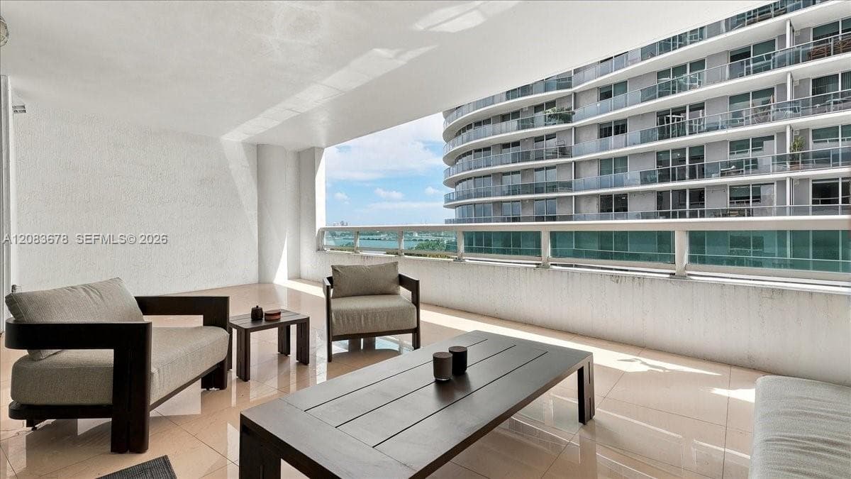 1800 N Bayshore Dr # 612, Miami FL 33132