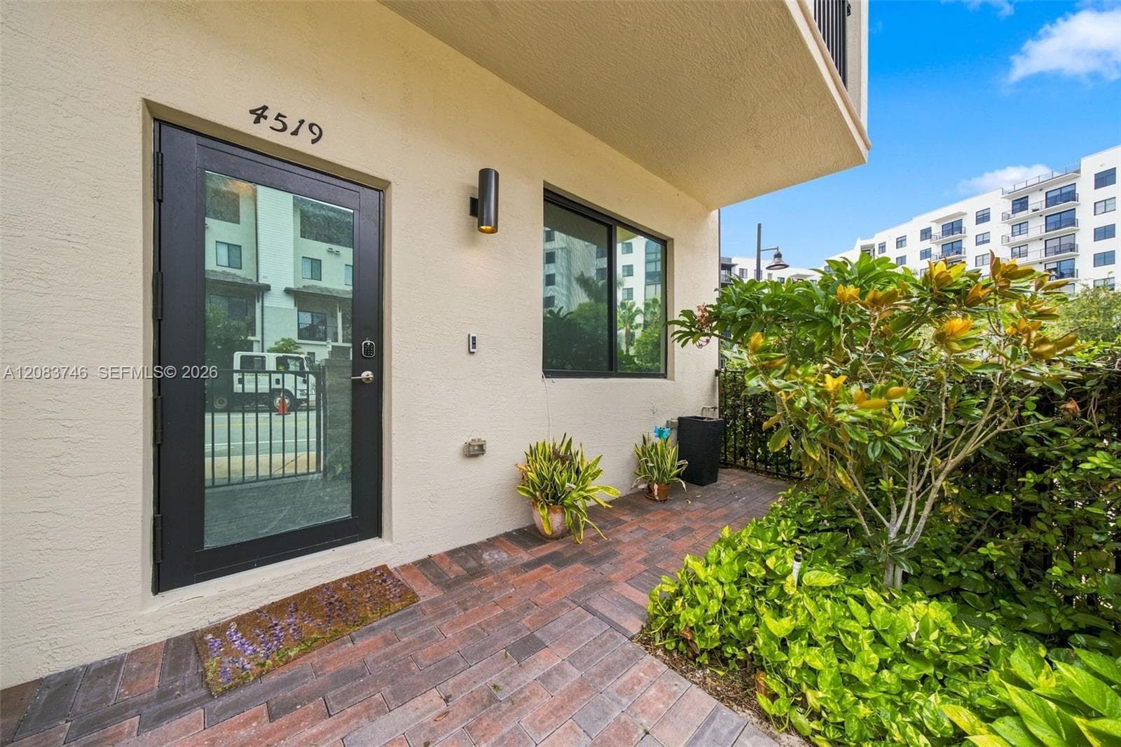 4519 NW 84th Ave, Doral FL 33166