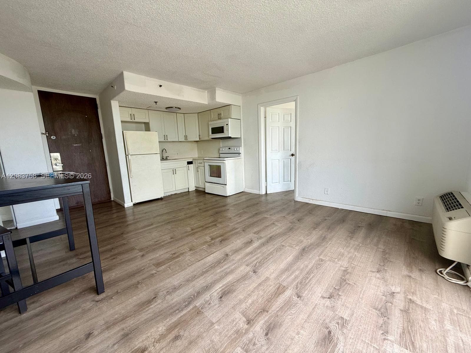 16450 NW 2 # 309, Miami FL 33169