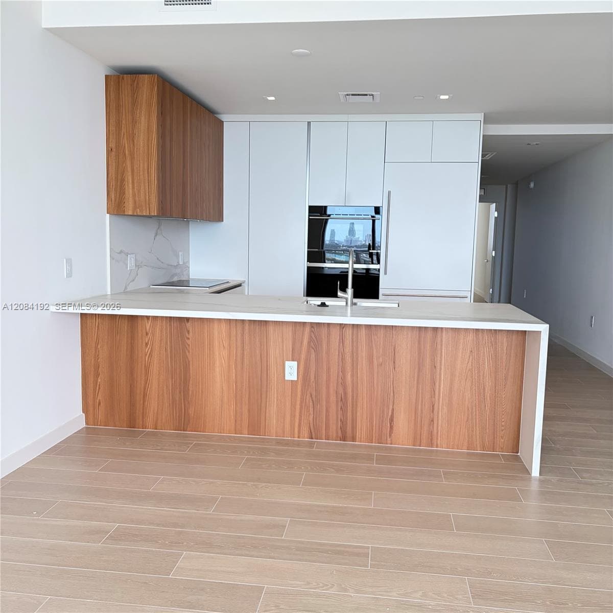 1400 Biscayne Blvd # 2003, Miami FL 33132