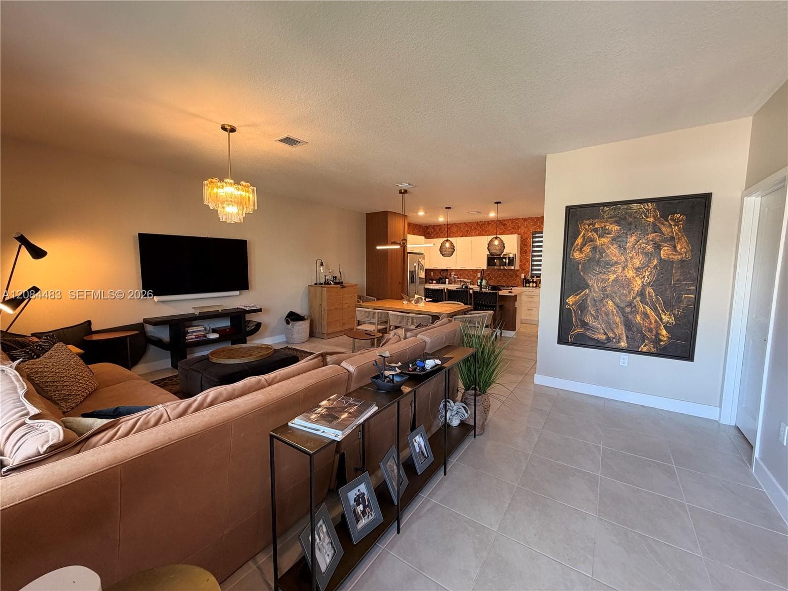 8316 NW 43rd St, Doral FL 33166