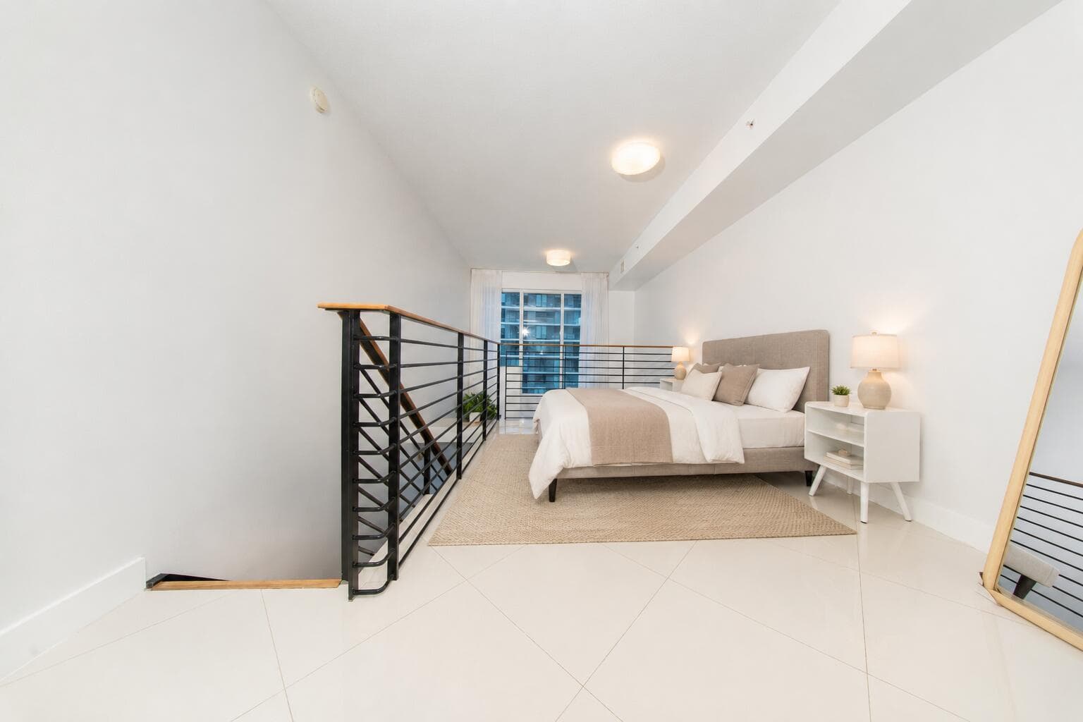 60 SW 13TH Street # 1418, Miami FL 33130