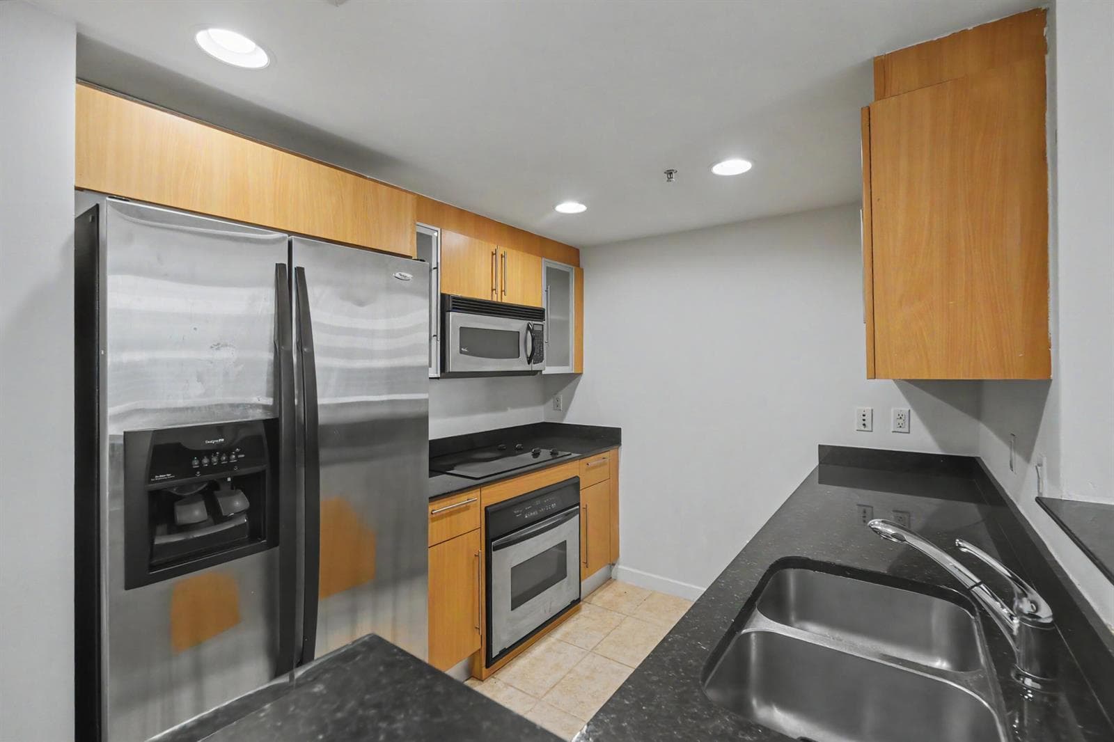 335 S Biscayne Boulevard # 1002, Miami FL 33131