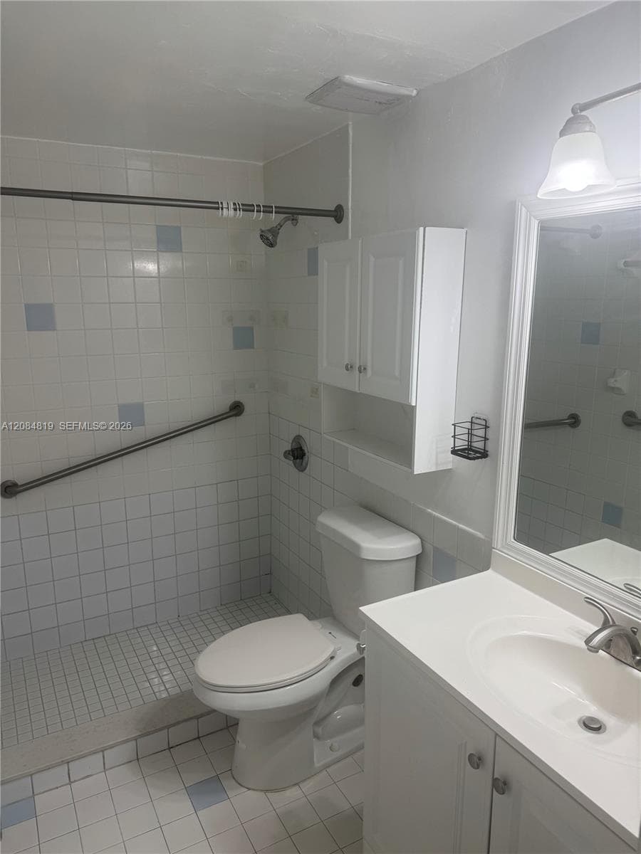 7810 Camino Real # 306, Miami FL 33143