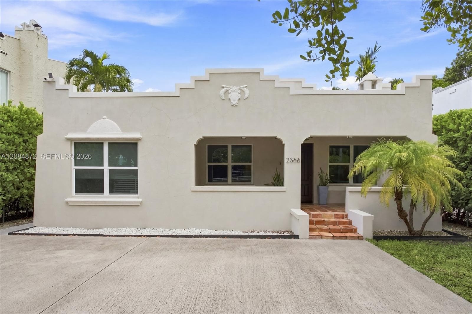 2366 SW 10th st, Miami FL 33135