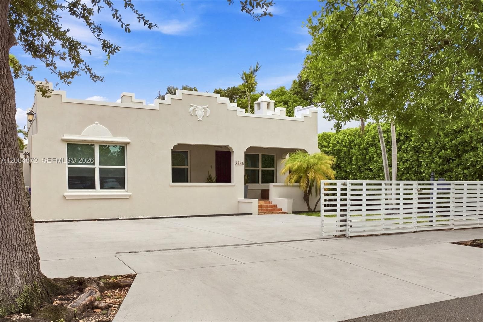 2366 SW 10th st, Miami FL 33135