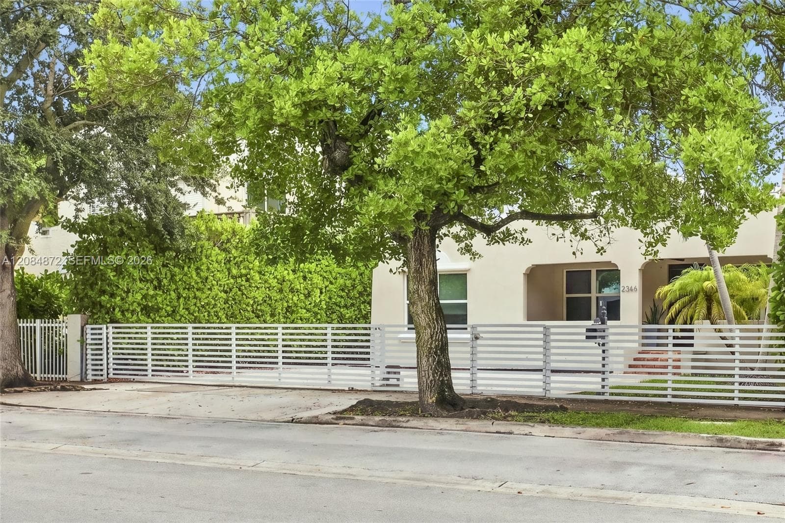 2366 SW 10th st, Miami FL 33135