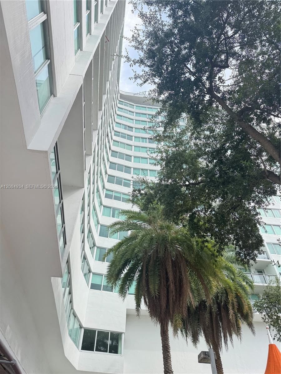 7135 SE Collins Ave # 1806, Miami Beach FL 33141