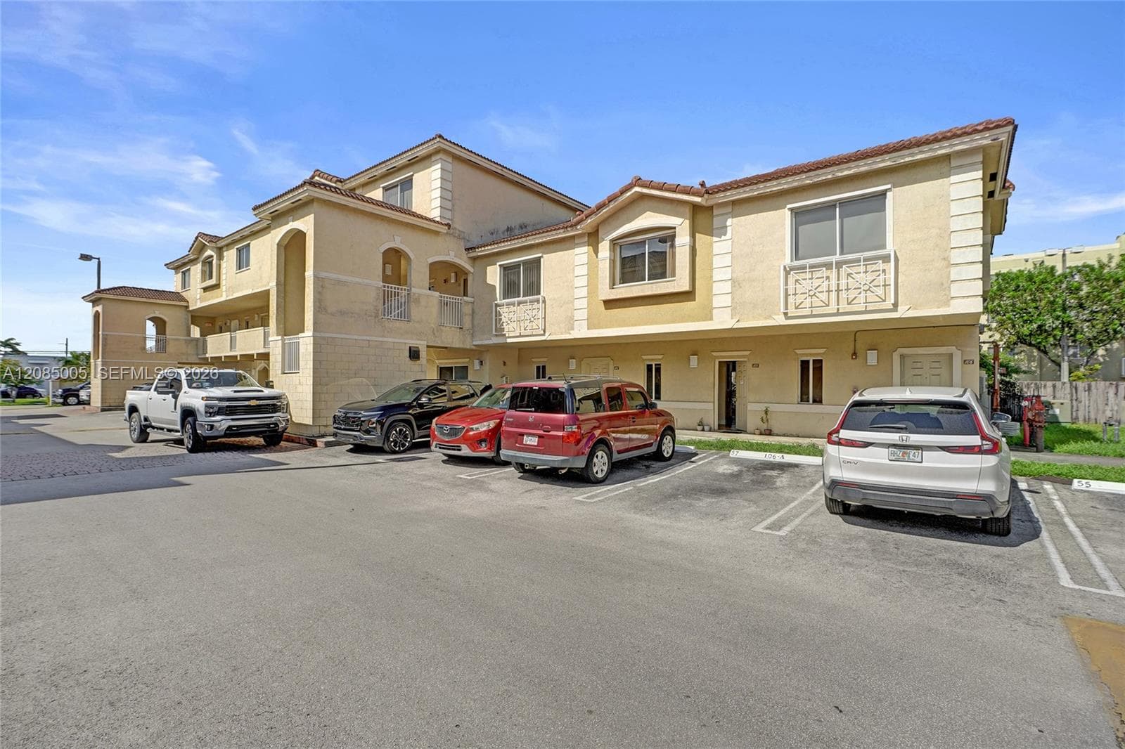 7985 NW 8th St # 104A, Miami FL 33126