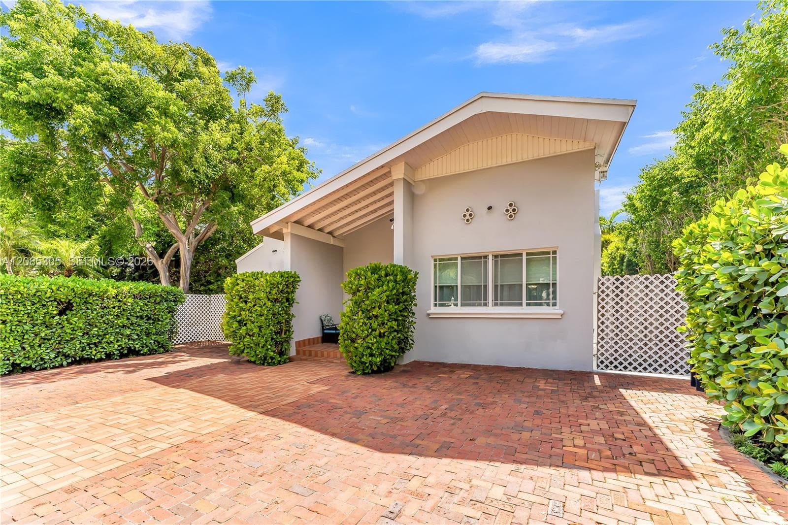 3719 Sheridan Ave, Miami Beach FL 33140