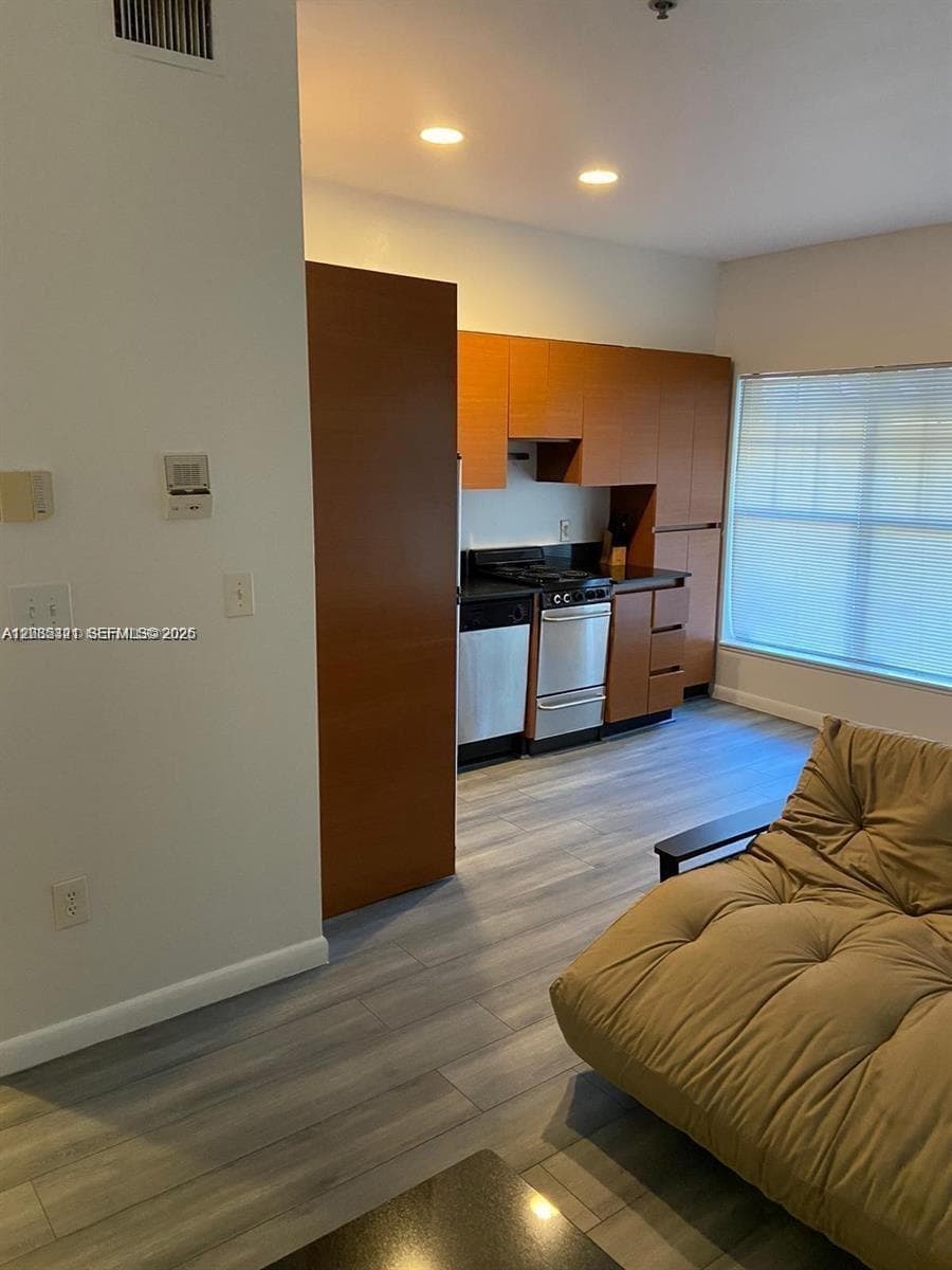 1244 Pennsylvania Ave # 101, Miami Beach FL 33139