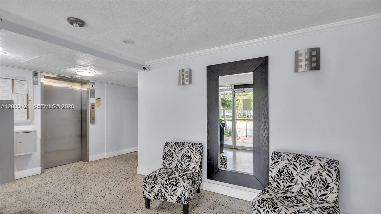 8001 Crespi Blvd # 4B, Miami Beach FL 33141