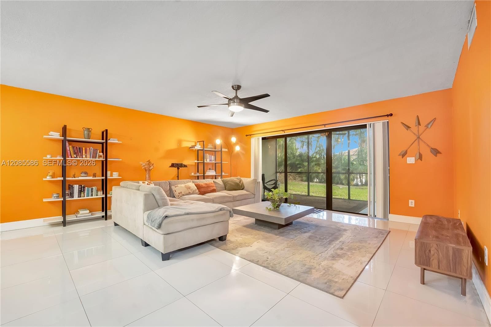 601 Ives Dairy Rd # 8, Miami FL 33179