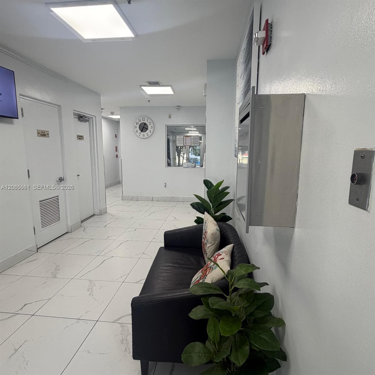 104 SW 9th St # 1101, Miami FL 33130