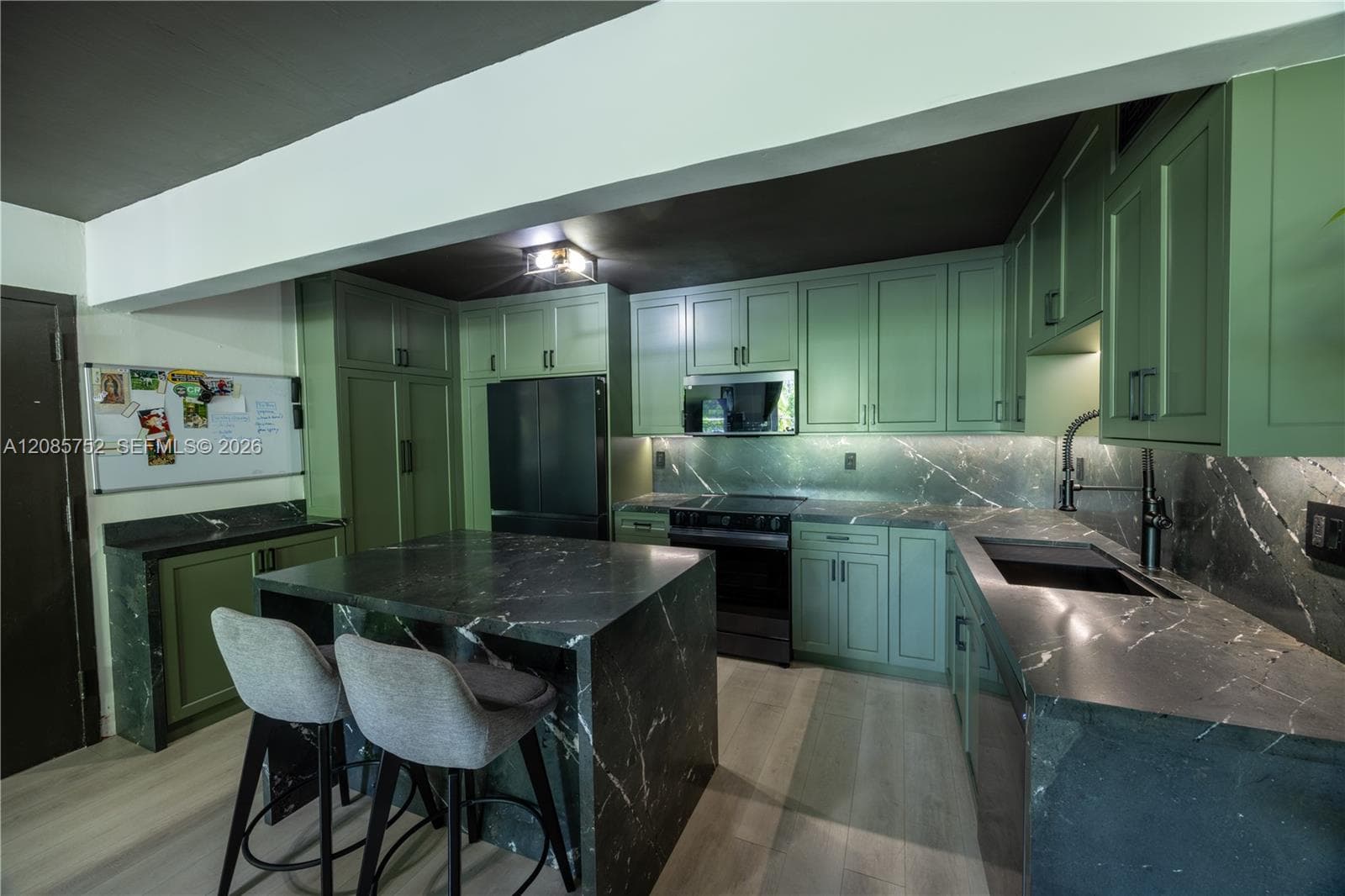 6801 Indian Creek Dr # 201, Miami Beach FL 33141