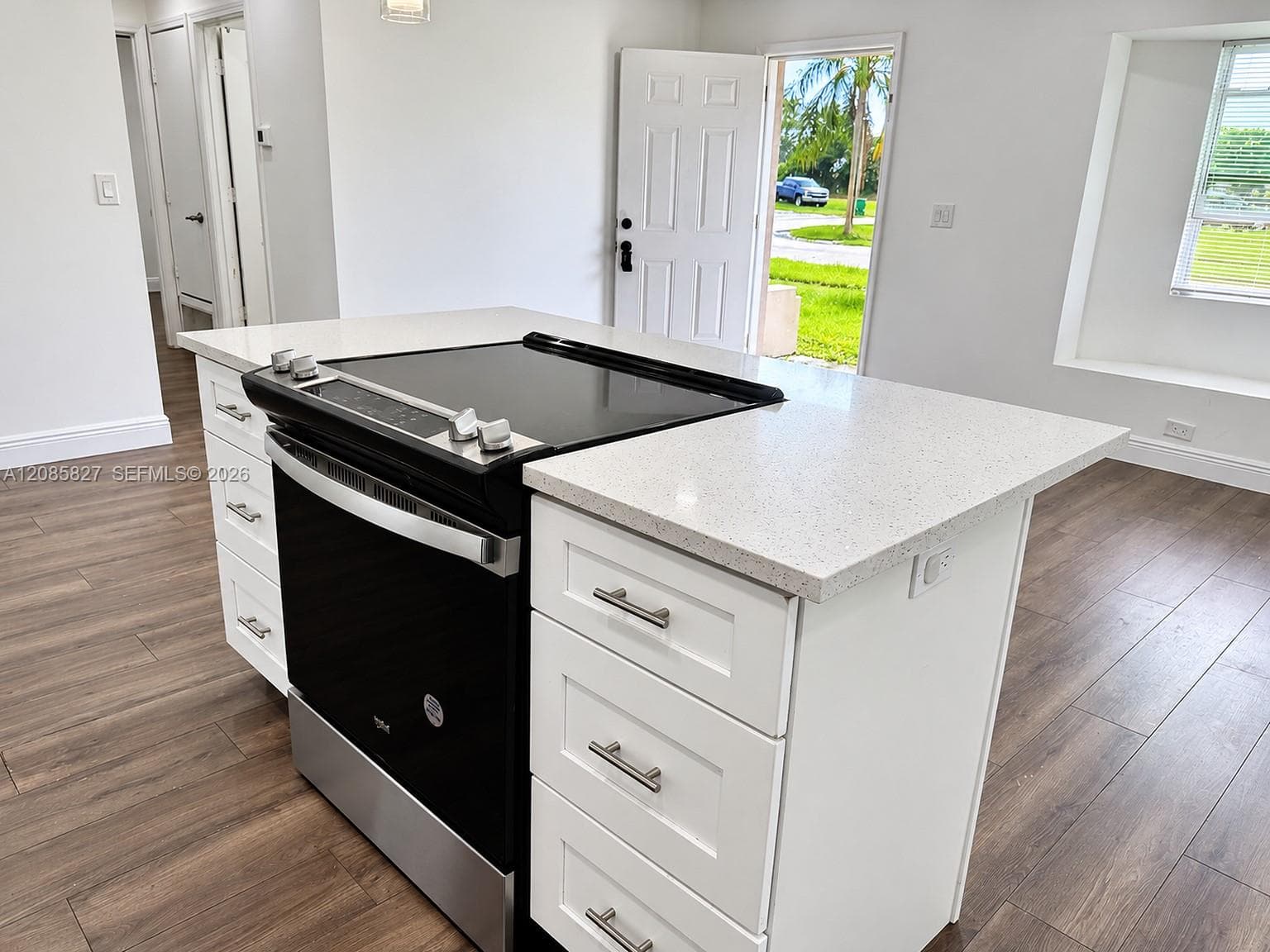 643 SW Ivanhoe Dr, Port St. Lucie FL 34983