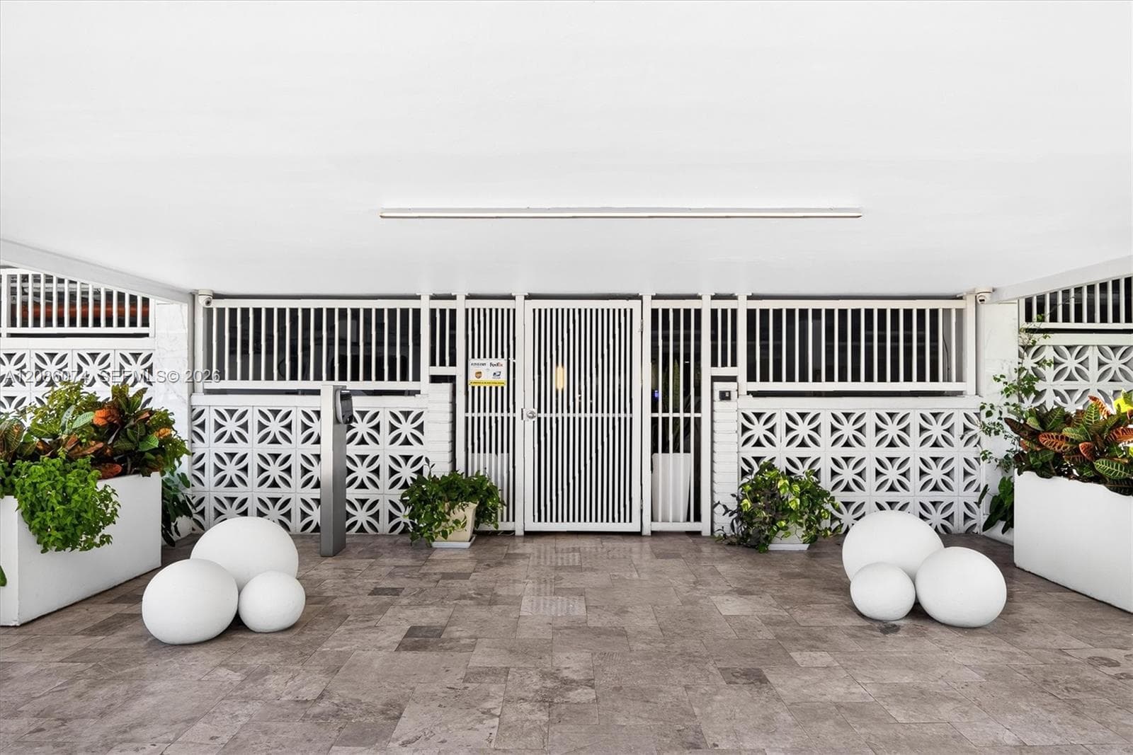 401 Ocean Dr # 518, Miami Beach FL 33139