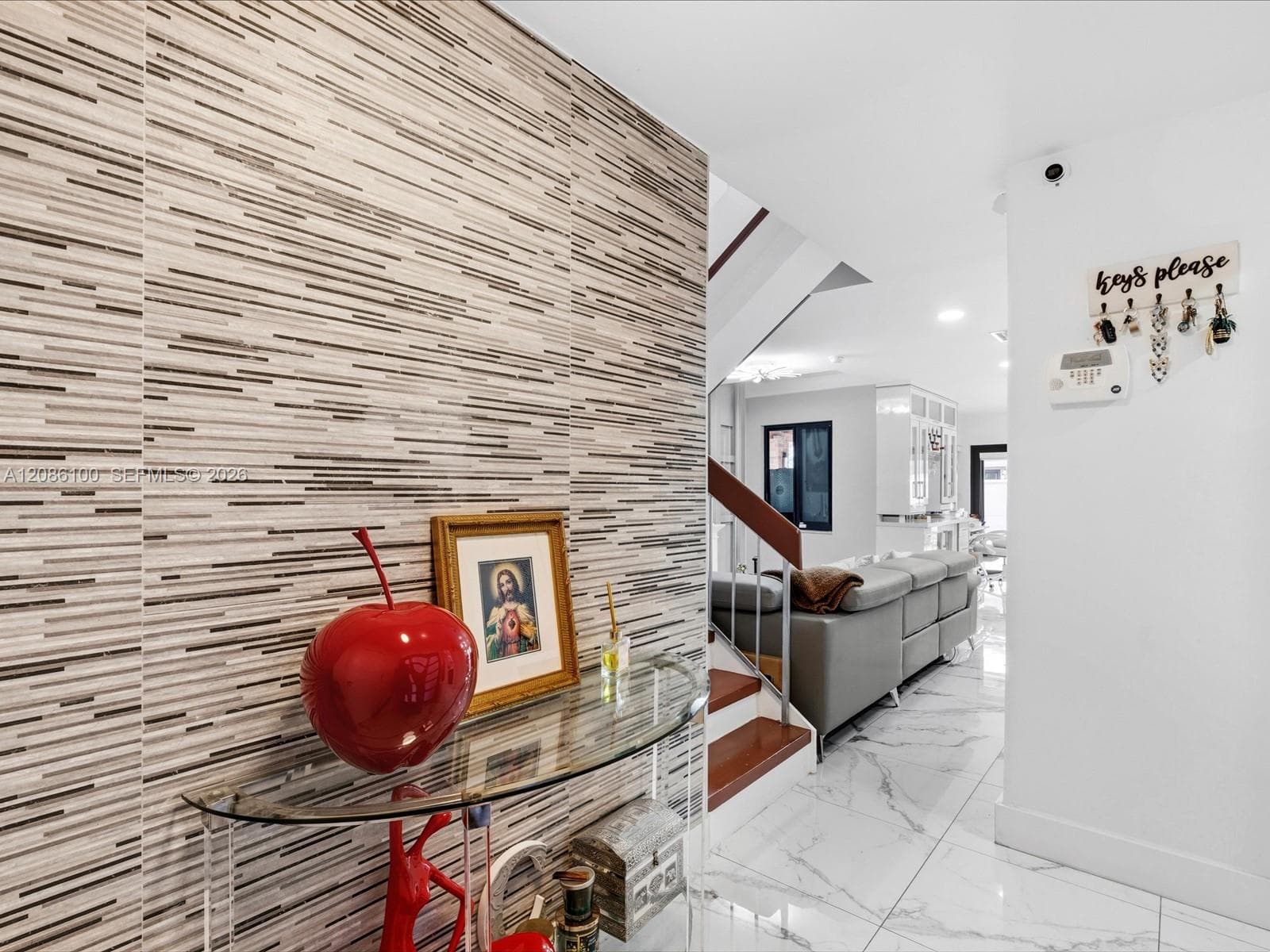 9152 SW 6th St, Miami FL 33174
