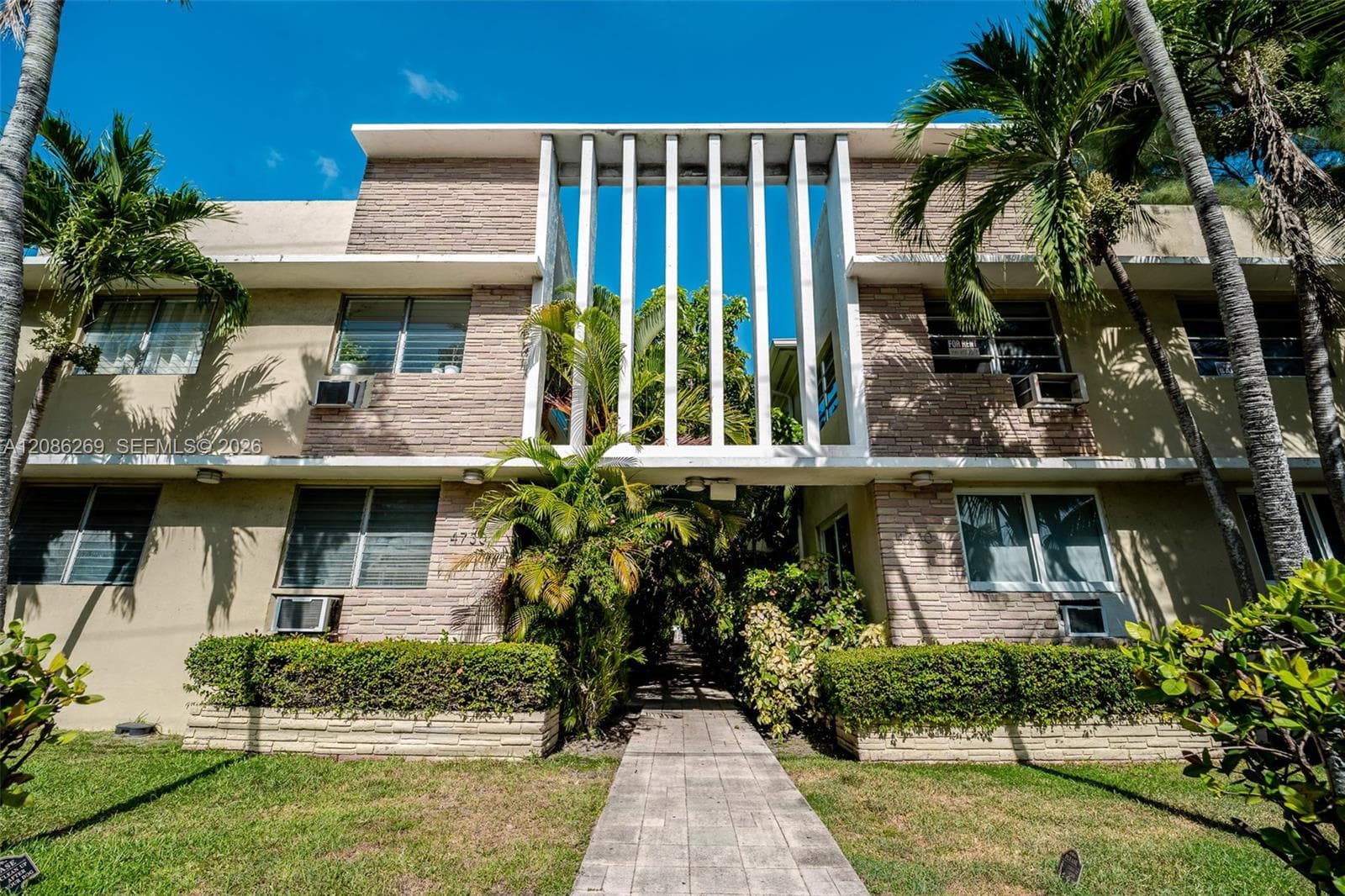 4740 Pine Tree Dr # 20, Miami Beach FL 33140
