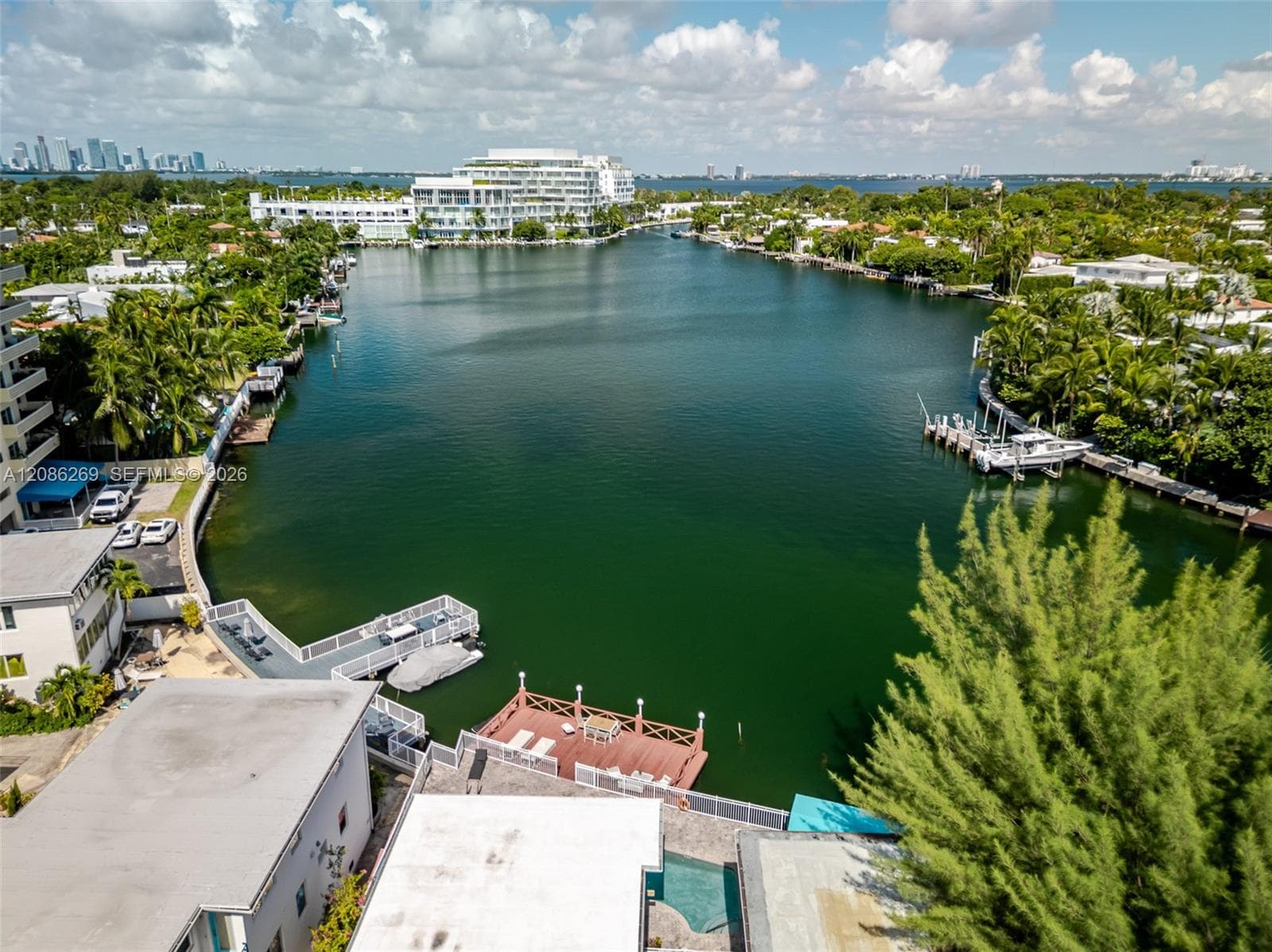 4740 Pine Tree Dr # 20, Miami Beach FL 33140