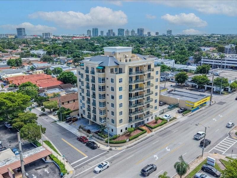 2501 SW Douglas Rd # 202, Miami FL 33133