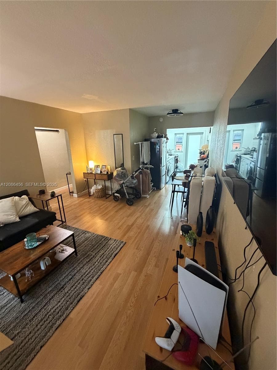 3570 SW 9th Ter # 9B, Miami FL 33135