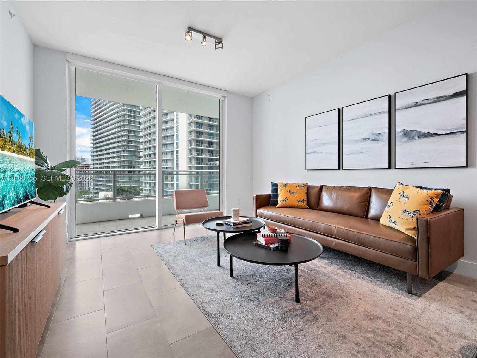 1080 Brickell Ave # 1403, Miami FL 33131