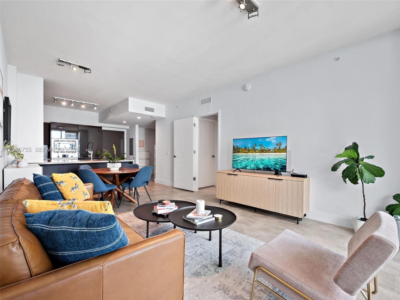1080 Brickell Ave # 1403, Miami FL 33131