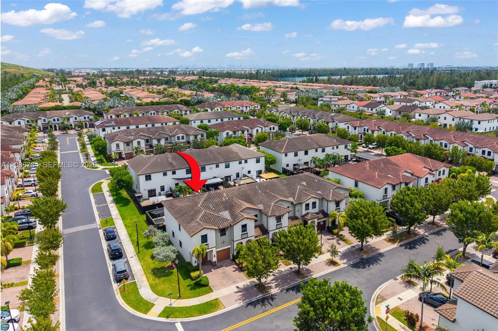8897 NW 103rd Ave, Doral FL 33178