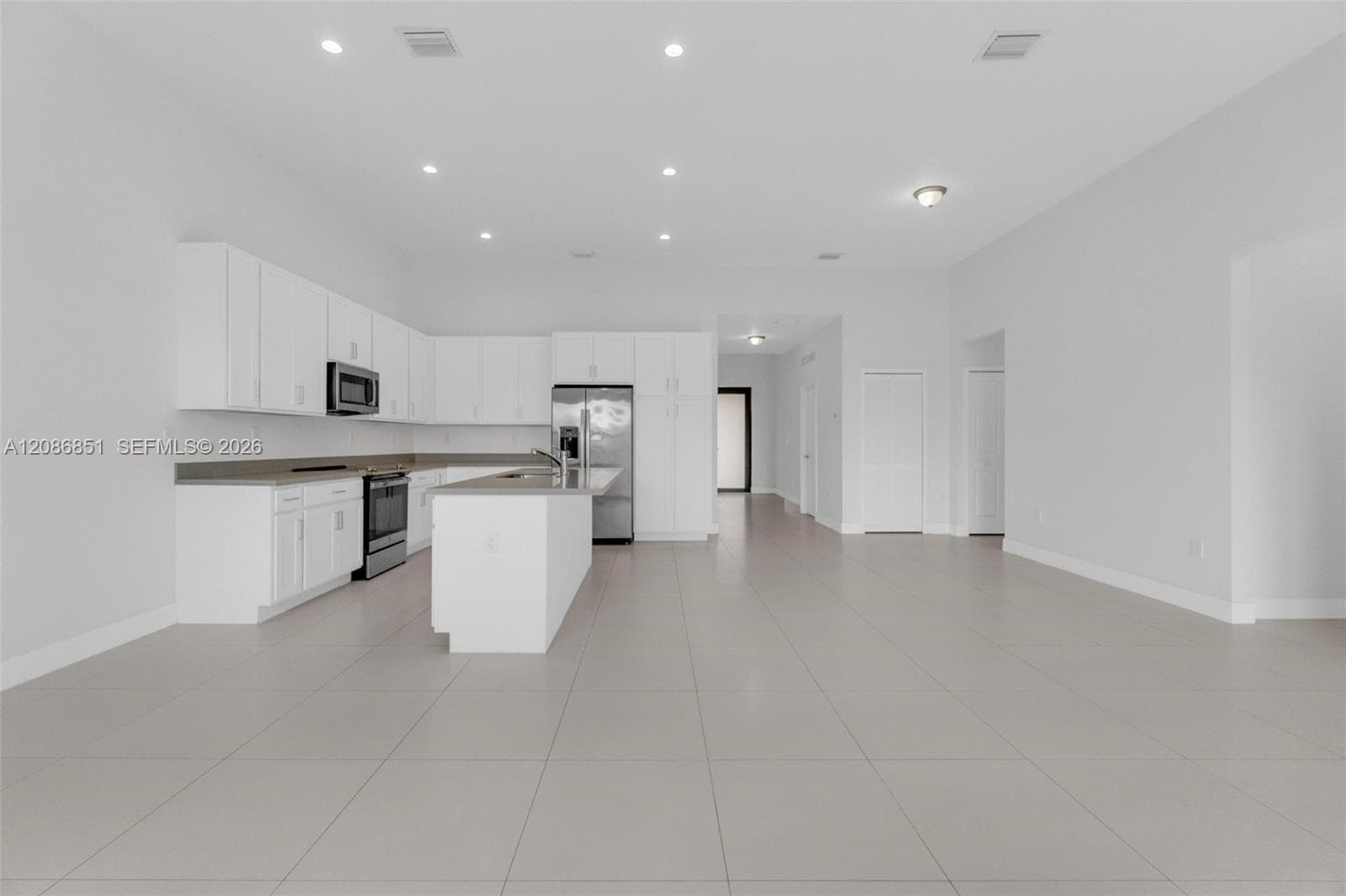 19447 SW 124th Ct, Miami FL 33177