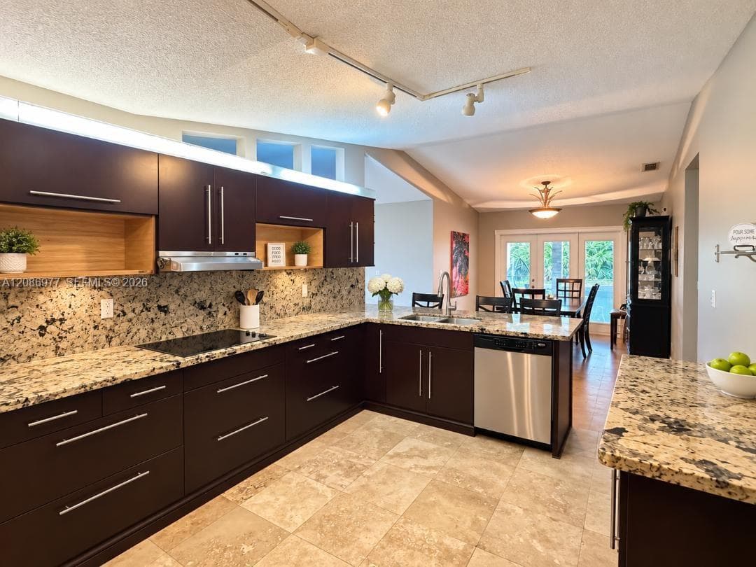 14760 SW 156th St, Miami FL 33187