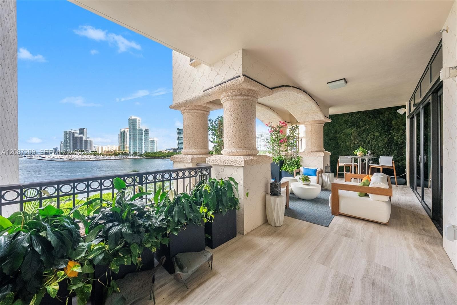 7052 Fisher Island Dr # 7052, Miami Beach FL 33109