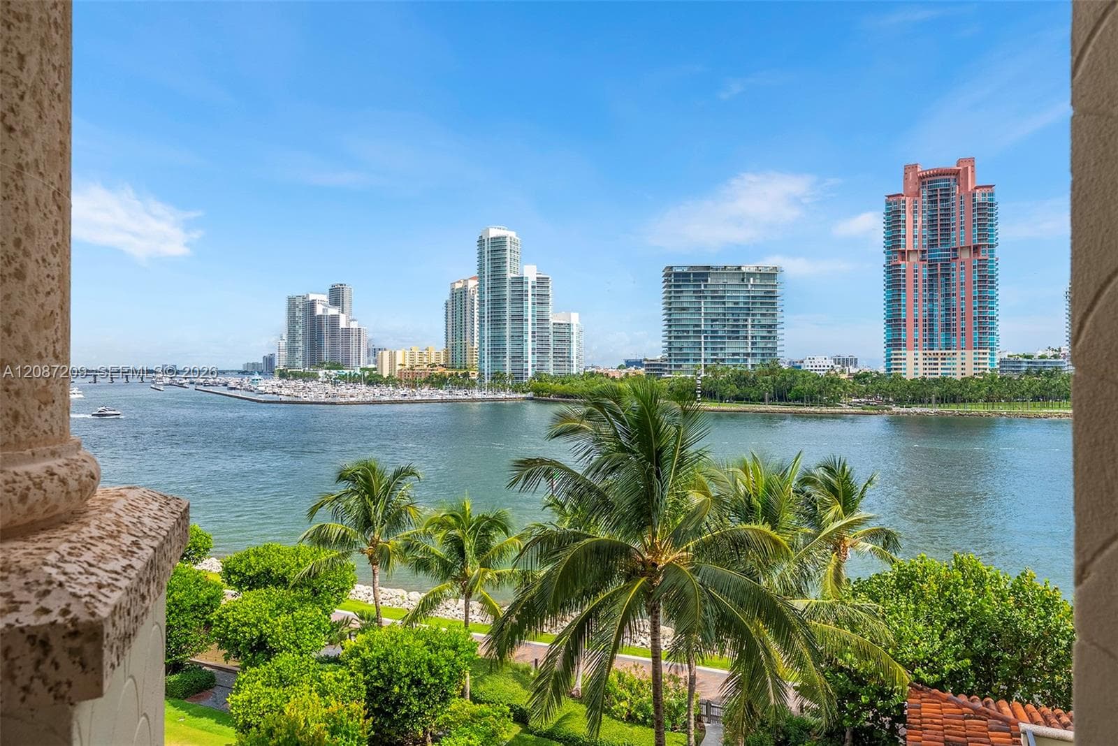 7052 Fisher Island Dr # 7052, Miami Beach FL 33109