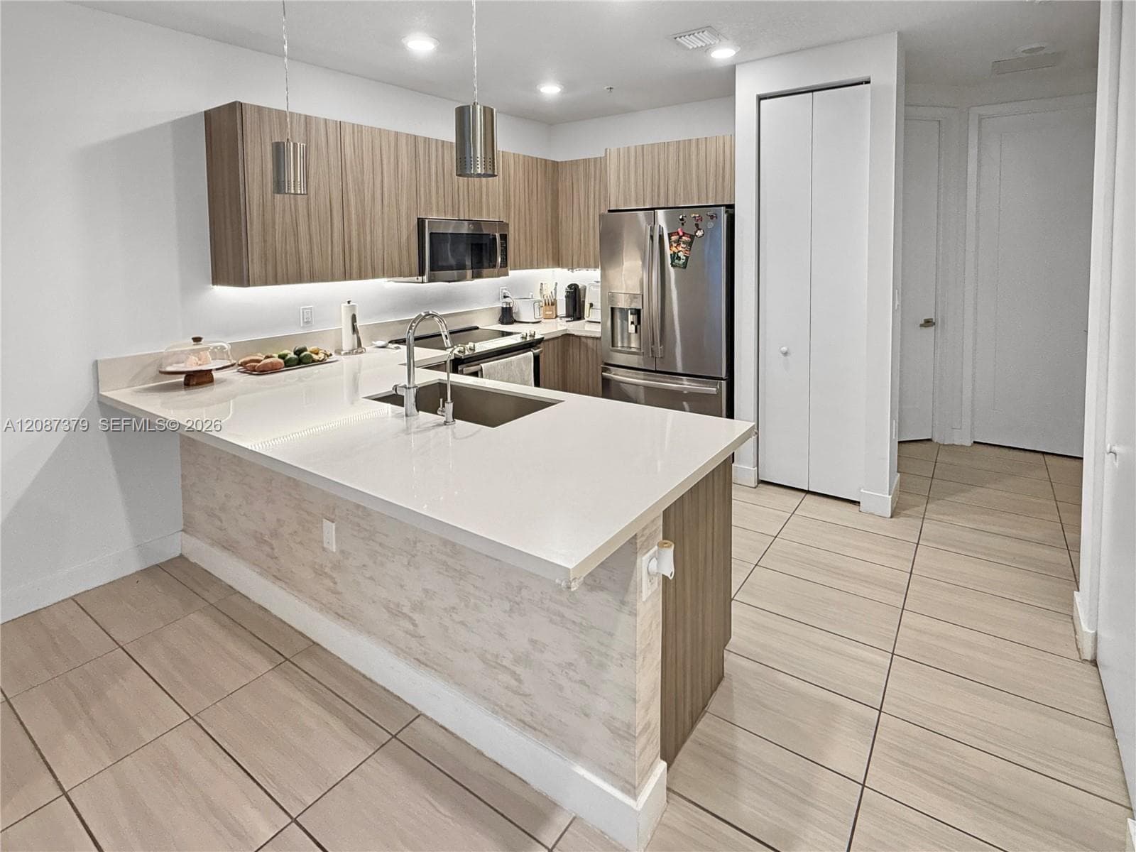 6416 NW 102nd Ct # 304, Doral FL 33178