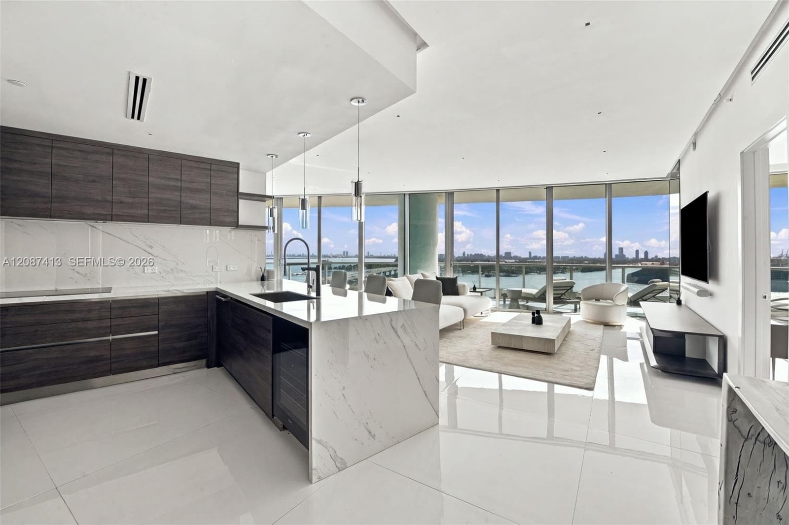 900 Biscayne Blvd # 2406, Miami FL 33132
