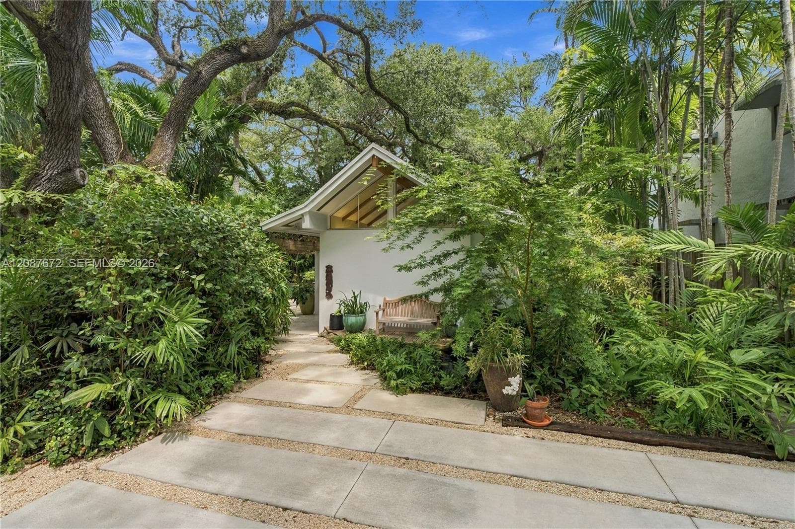 4005 S Loquat Ave, Miami FL 33133
