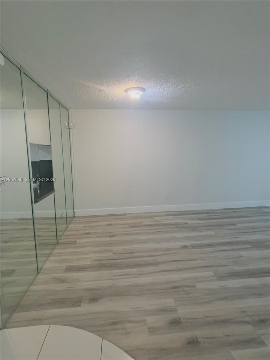 443 NE 195th St # 338, Miami FL 33179
