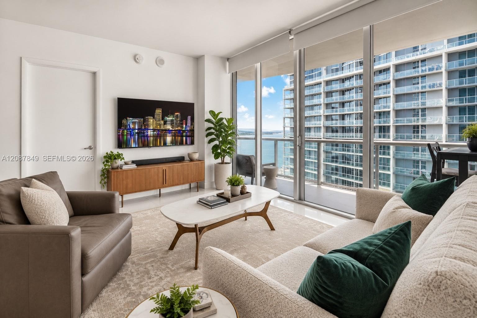475 Brickell Ave # 3609, Miami FL 33131