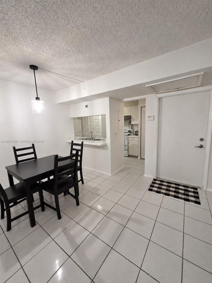 9708 Hammocks Blvd # 32, Miami FL 33196