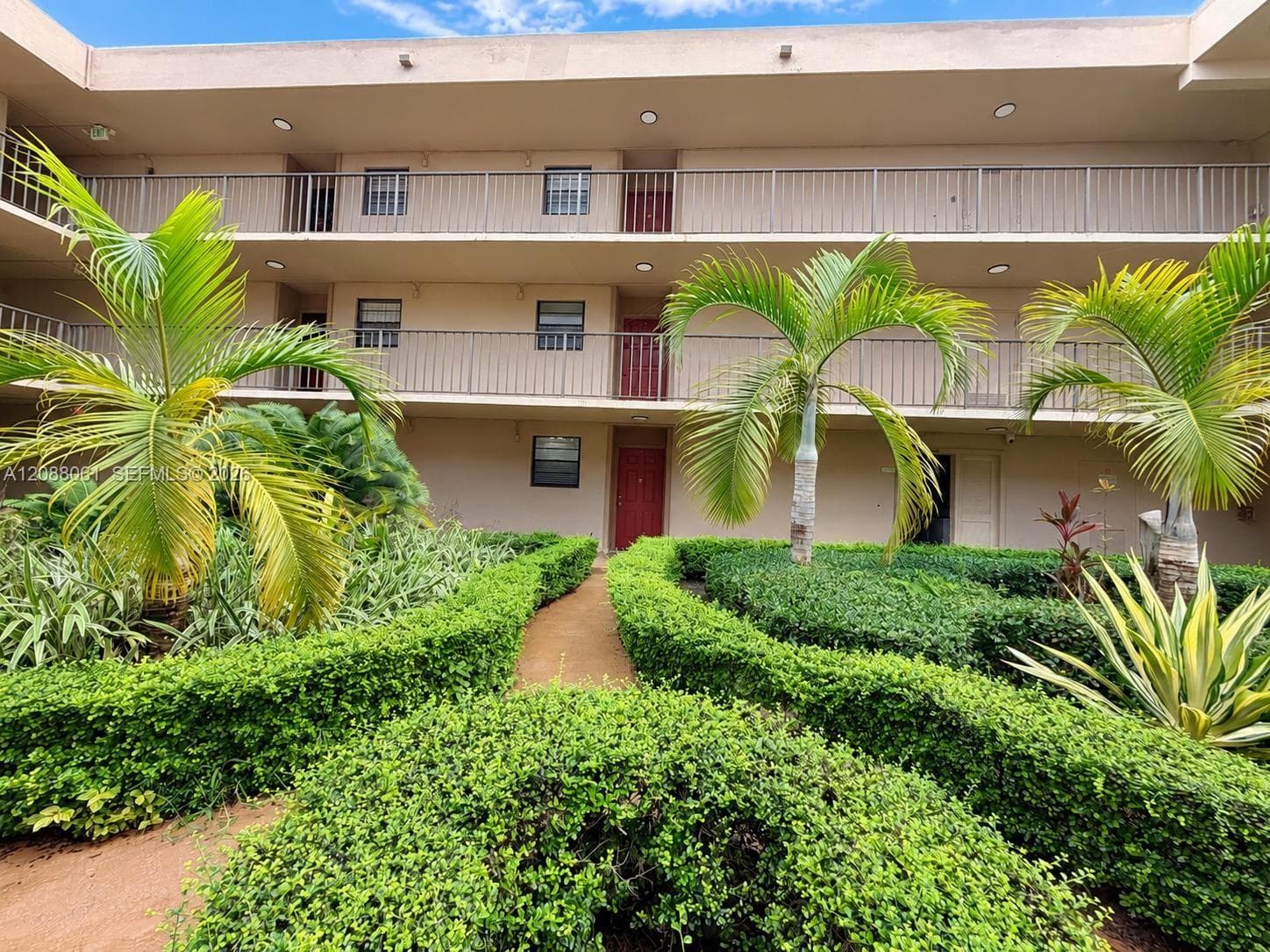 10625 SW 112th Ave # 111, Miami FL 33176