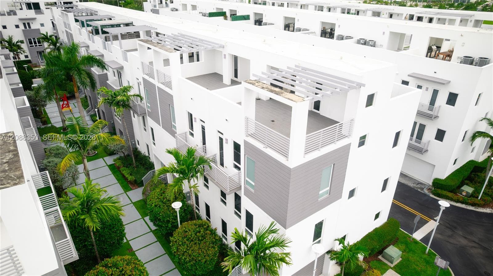 9165 NW 33rd St # 9165, Doral FL 33172